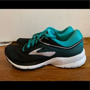 Black and Teal Brooks Running Sneakers